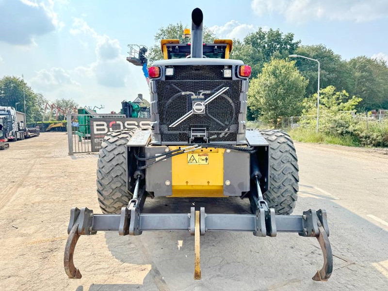 Volvo G970 - 3 Tine Ripper / EPA Certified - Грейдер: снимка 3 Volvo G970 - 3 Tine Ripper / EPA Certified - Грейдер: снимка 3