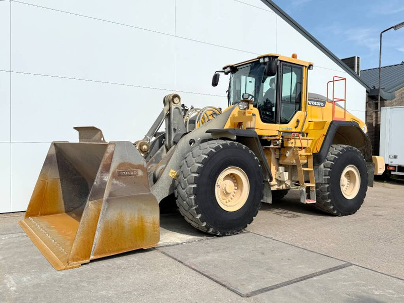 Volvo L150H - German Machine / CDC / Weight System - Колесен товарач: снимка 2 Volvo L150H - German Machine / CDC / Weight System - Колесен товарач: снимка 2