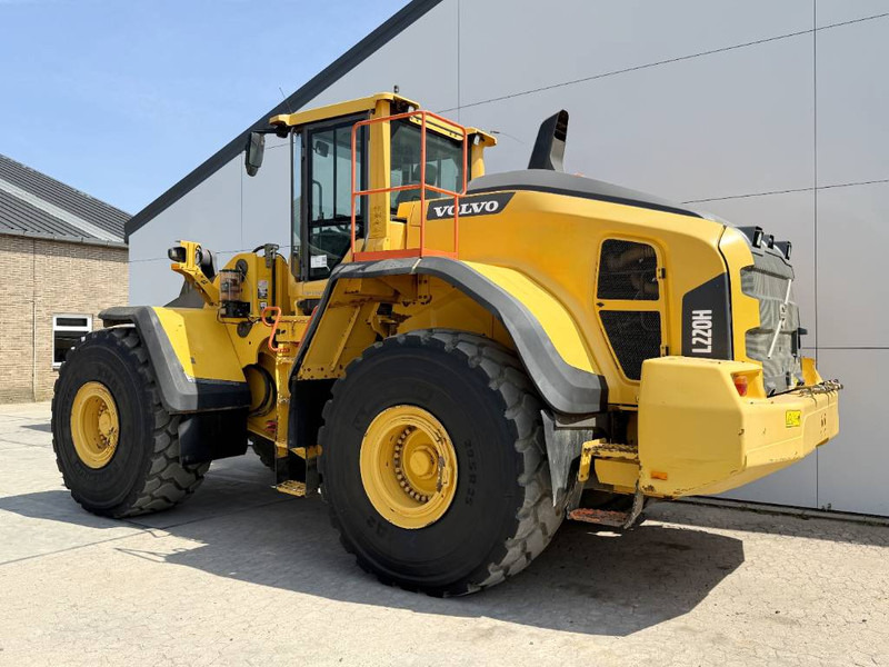 Volvo L220H - Bucket Included / 3rd Function - Колесен товарач: снимка 3 Volvo L220H - Bucket Included / 3rd Function - Колесен товарач: снимка 3