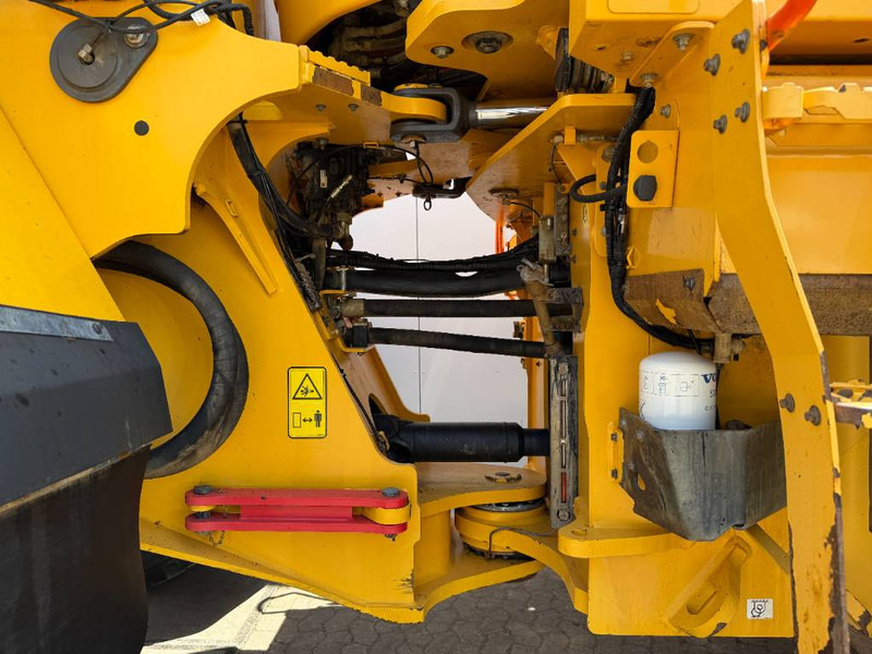 Колесен товарач Volvo L220H - Bucket Included / 3rd Function: снимка 19