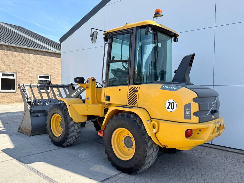 Volvo L30G - German Machine / 3rd Function - Колесен товарач: снимка 3 Volvo L30G - German Machine / 3rd Function - Колесен товарач: снимка 3