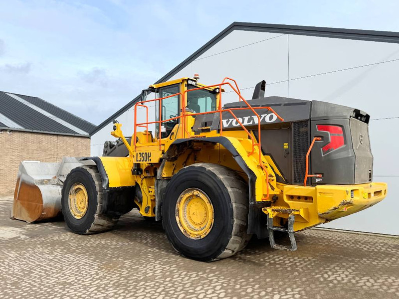 Volvo L350H - Dutch Machine / CDC Steering - Колесен товарач: снимка 3 Volvo L350H - Dutch Machine / CDC Steering - Колесен товарач: снимка 3