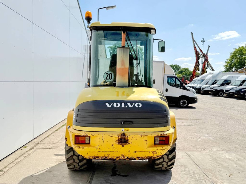 Volvo L35B - German Machine / Quick Coupler - Колесен товарач: снимка 4 Volvo L35B - German Machine / Quick Coupler - Колесен товарач: снимка 4