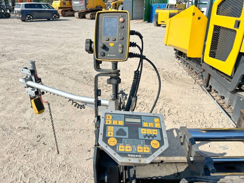 Асфалтополагач Volvo P7820C - 6 Meter Paving Width / Topcon GPS System: снимка 20