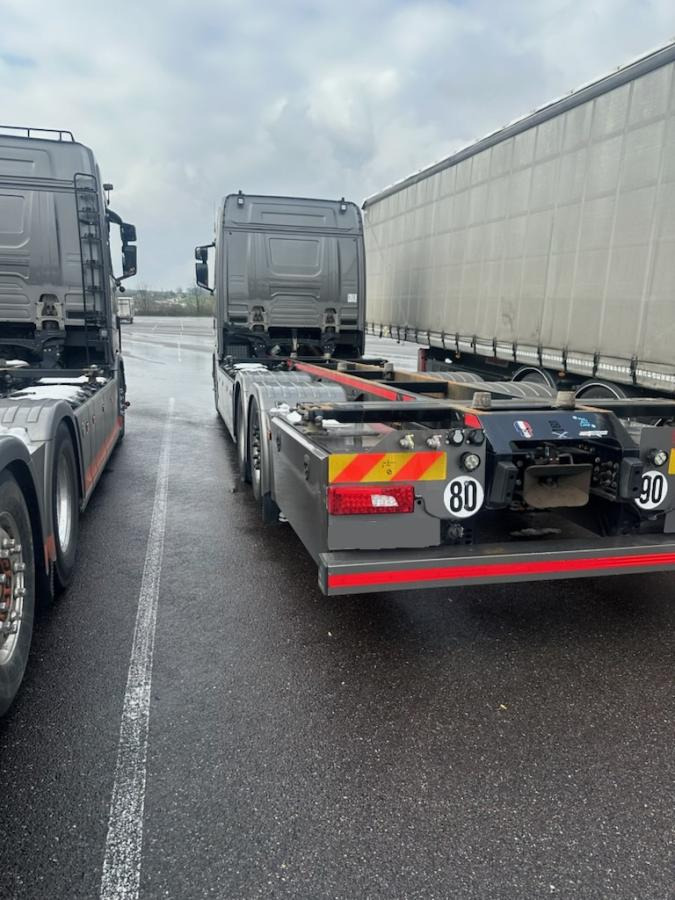 Scania S 590 - Влекач: снимка 4 Scania S 590 - Влекач: снимка 4
