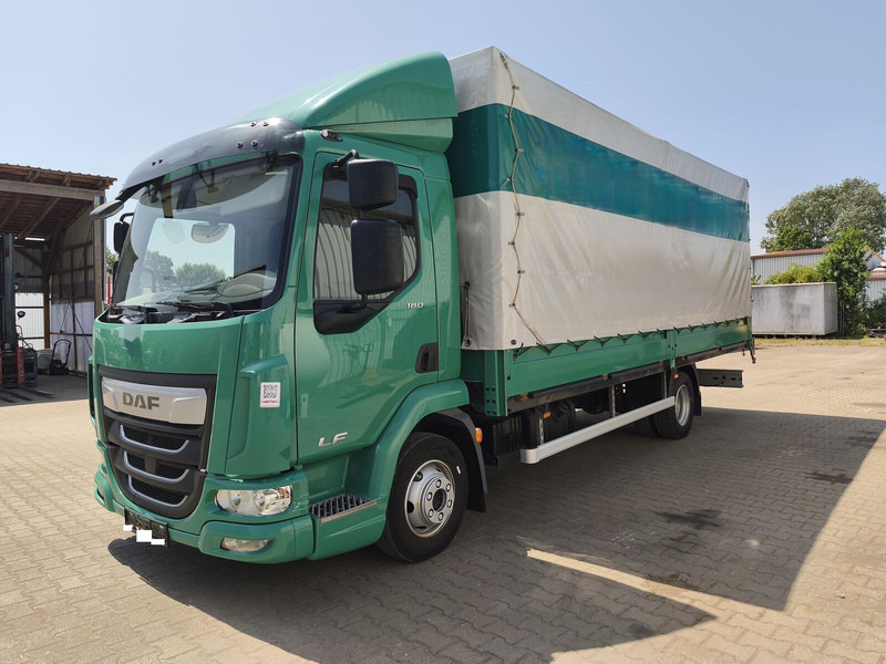 DAF LF 180 FA - Камион с брезент: снимка 1 DAF LF 180 FA - Камион с брезент: снимка 1