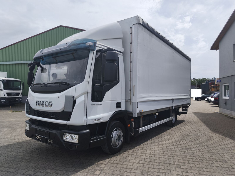 Iveco Eurocargo 75-210 Plane 3-Sitzer 4x2 Euro 6 LBW (20) - Камион с брезент: снимка 1 Iveco Eurocargo 75-210 Plane 3-Sitzer 4x2 Euro 6 LBW (20) - Камион с брезент: снимка 1