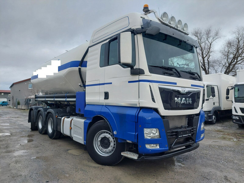 MAN TGX 35.440 Silo Euro 6 8x4 Lift+Lenk Klima (5) - Камион: снимка 3 MAN TGX 35.440 Silo Euro 6 8x4 Lift+Lenk Klima (5) - Камион: снимка 3