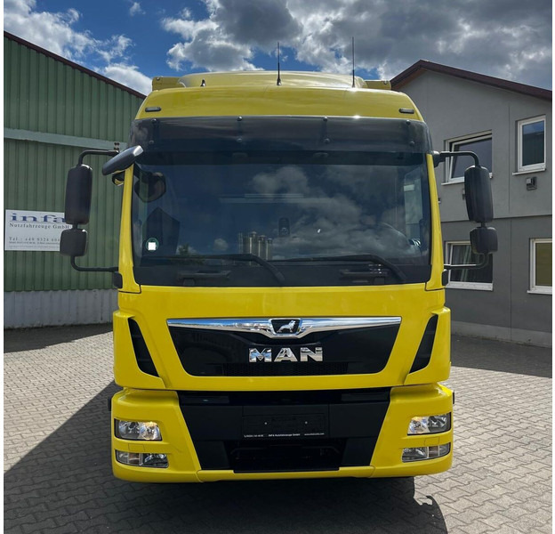 MAN TGL 12.250 Möbelkoffer gFH Euro 6 4x2 AHK Treppe (17) - Камион фургон: снимка 2 MAN TGL 12.250 Möbelkoffer gFH Euro 6 4x2 AHK Treppe (17) - Камион фургон: снимка 2
