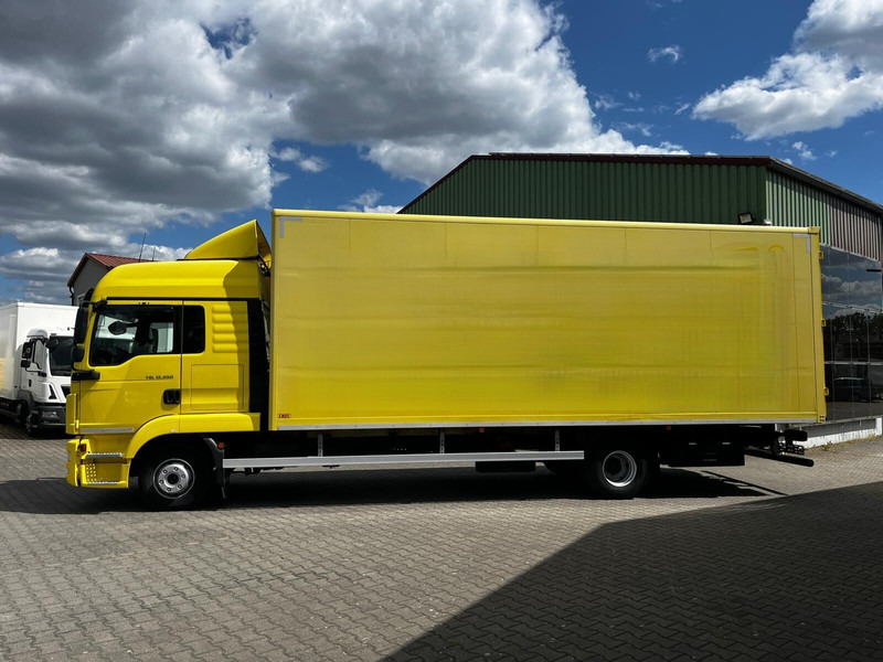 MAN TGL 12.250 Möbelkoffer gFH Euro 6 4x2 AHK Treppe (17) - Камион фургон: снимка 4 MAN TGL 12.250 Möbelkoffer gFH Euro 6 4x2 AHK Treppe (17) - Камион фургон: снимка 4
