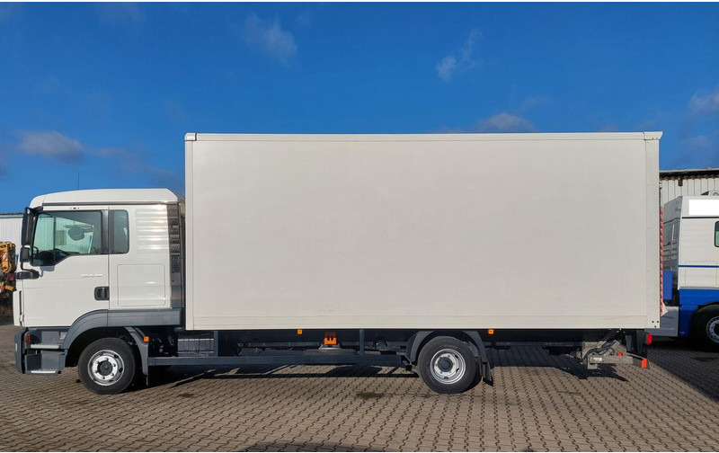MAN TGL 8.190 L gFH Koffer LBW AHK (25) TÜV NEU - Камион фургон: снимка 5 MAN TGL 8.190 L gFH Koffer LBW AHK (25) TÜV NEU - Камион фургон: снимка 5