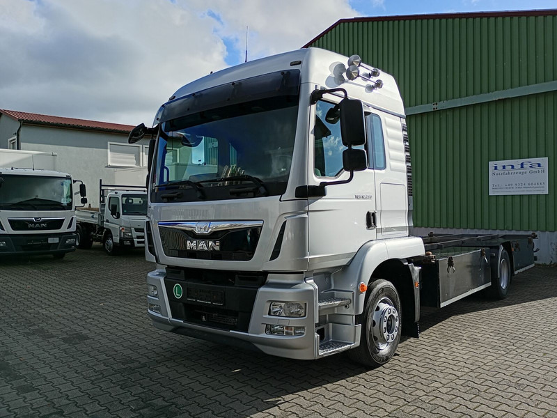 MAN TGM 12.290 BDF Euro 6 4x2 AHK (37) - Шаси кабина: снимка 1 MAN TGM 12.290 BDF Euro 6 4x2 AHK (37) - Шаси кабина: снимка 1