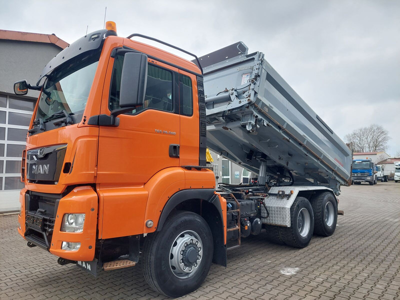 MAN TGS 26.500 Hydrodrive Schwarzmüller Wechselsystem SZM - Самосвал камион: снимка 2 MAN TGS 26.500 Hydrodrive Schwarzmüller Wechselsystem SZM - Самосвал камион: снимка 2