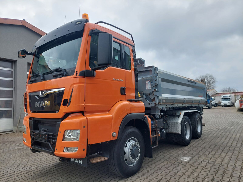 MAN TGS 26.500 Hydrodrive Schwarzmüller Wechselsystem SZM - Самосвал камион: снимка 3 MAN TGS 26.500 Hydrodrive Schwarzmüller Wechselsystem SZM - Самосвал камион: снимка 3