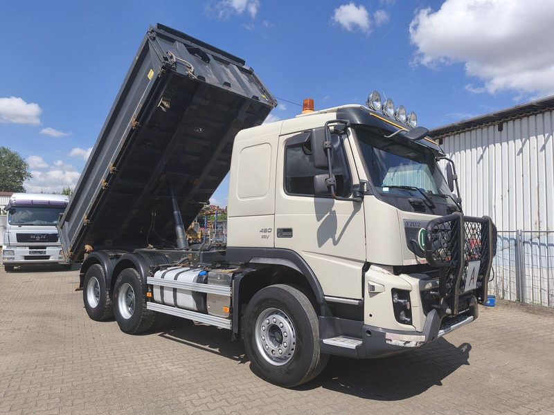 Volvo FMX 460 Meiller Dreiseitenkipper Bordmatik EEV 6x4 AHK (1) - Самосвал камион: снимка 4 Volvo FMX 460 Meiller Dreiseitenkipper Bordmatik EEV 6x4 AHK (1) - Самосвал камион: снимка 4