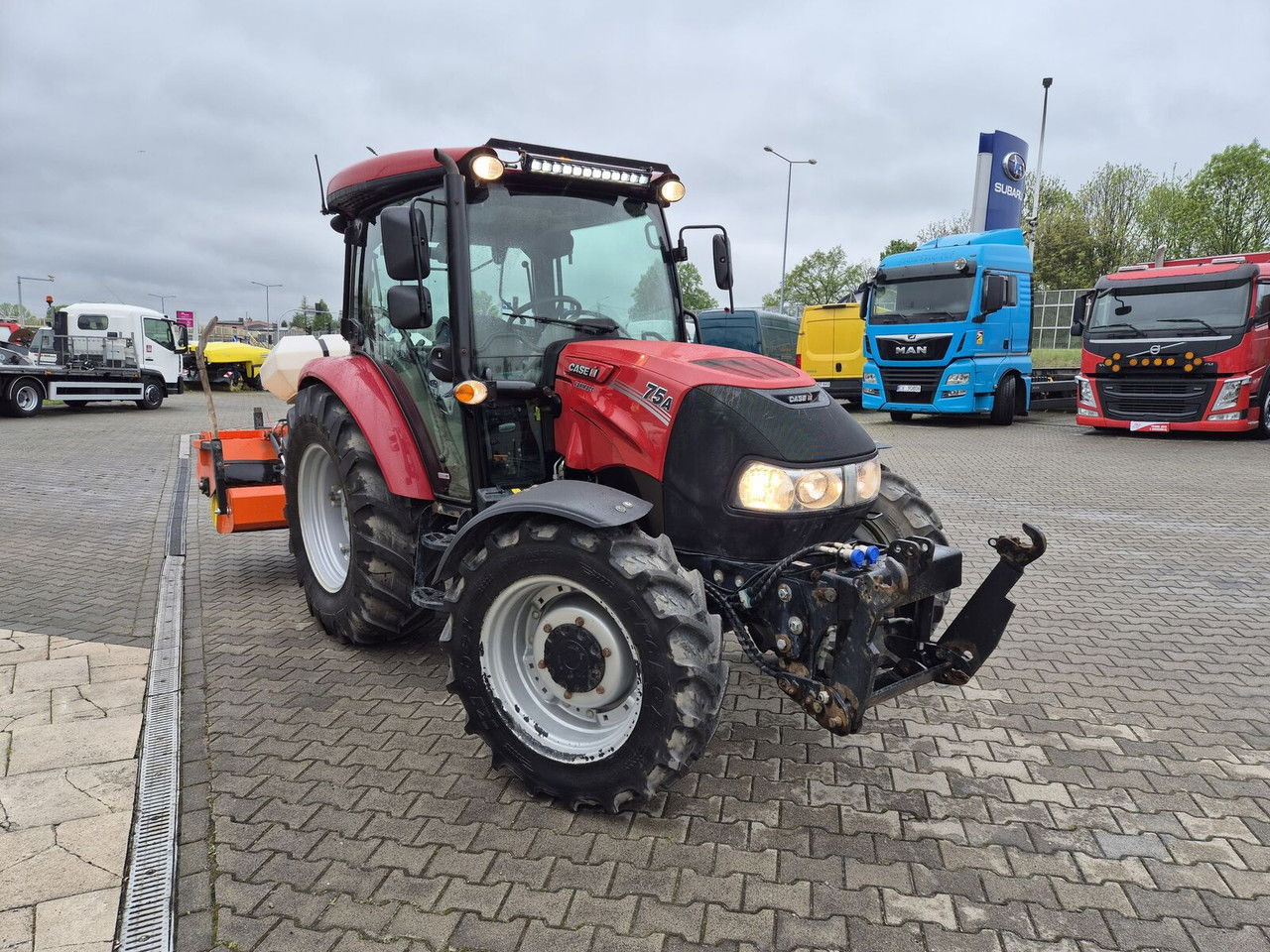 Case IH Farmall 75 / 2022 / Only 1853 MTH / Sweeper + Plow Extra / 1 OWN - Трактор: снимка 1 Case IH Farmall 75 / 2022 / Only 1853 MTH / Sweeper + Plow Extra / 1 OWN - Трактор: снимка 1