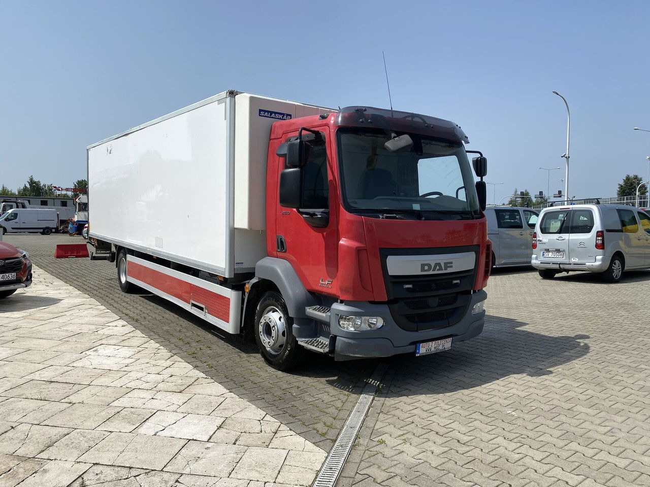 DAF LF 250 E6 AUT / 119TKM / Hulsteins -24 +25 / 18 EP / Serviced - Рефрижератор камион: снимка 1 DAF LF 250 E6 AUT / 119TKM / Hulsteins -24 +25 / 18 EP / Serviced - Рефрижератор камион: снимка 1