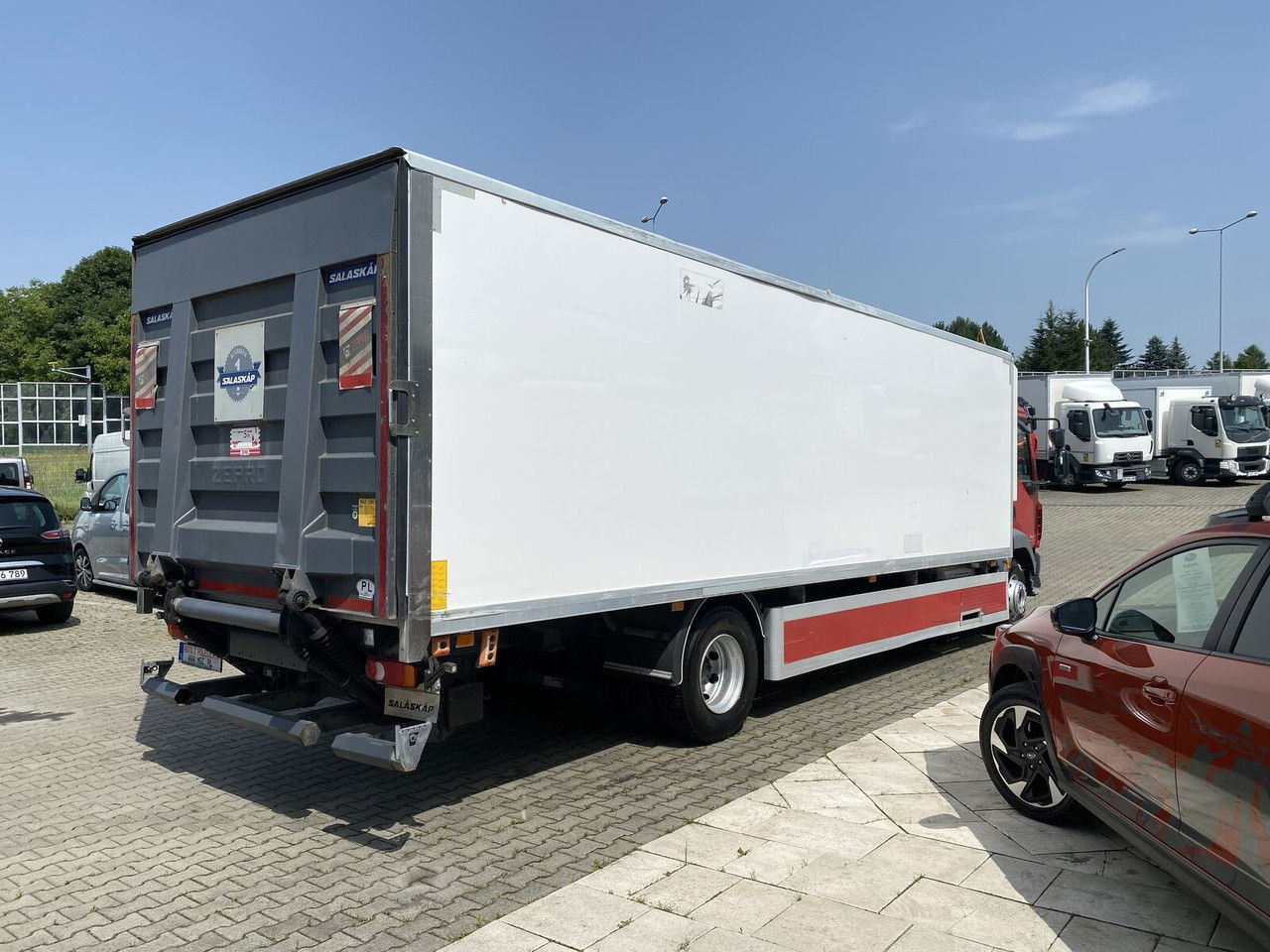 DAF LF 250 E6 AUT / 119TKM / Hulsteins -24 +25 / 18 EP / Serviced - Рефрижератор камион: снимка 5 DAF LF 250 E6 AUT / 119TKM / Hulsteins -24 +25 / 18 EP / Serviced - Рефрижератор камион: снимка 5