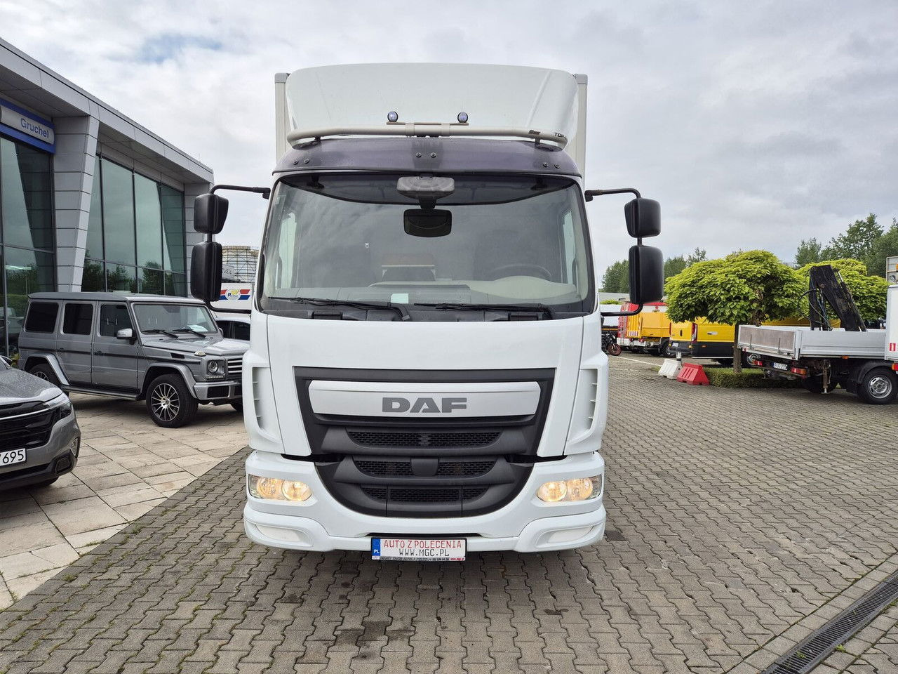 DAF LF 250 FA / Euro 6 / 18 EP / 3 Seats / 1 Owner - Камион фургон: снимка 3 DAF LF 250 FA / Euro 6 / 18 EP / 3 Seats / 1 Owner - Камион фургон: снимка 3