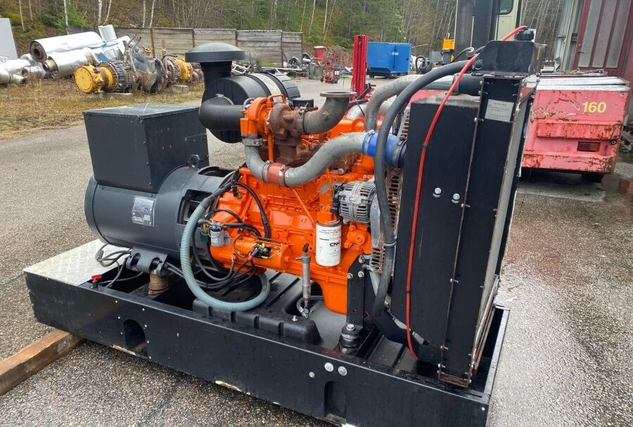 Diversen ECP34 2S4 - Iveco Engine,126kVA,New oils, filters, Mecc Alte ECP34 2S4 - Електрогенератор: снимка 2 Diversen ECP34 2S4 - Iveco Engine,126kVA,New oils, filters, Mecc Alte ECP34 2S4 - Електрогенератор: снимка 2