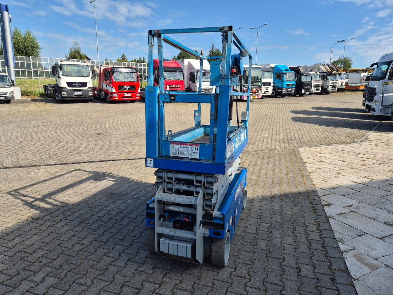 Ножична работна платформа Genie GS1930 / 4X4 / 1 Owner / Serviced: снимка 7