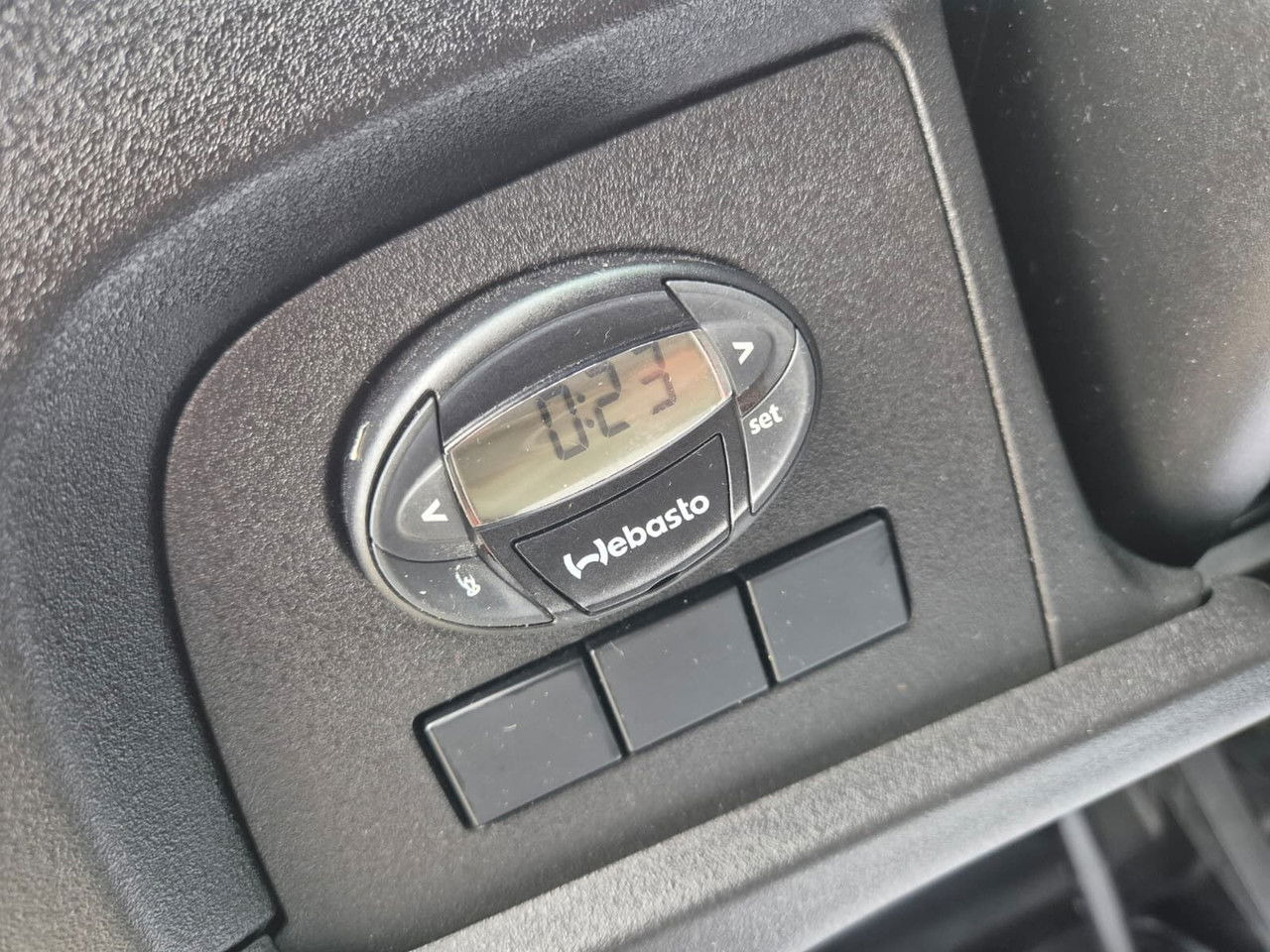 Микробус, Пътнически бус IVECO Daily 35S12 Hi-Matic / 10 Seats: снимка 16 Микробус, Пътнически бус IVECO Daily 35S12 Hi-Matic / 10 Seats: снимка 16