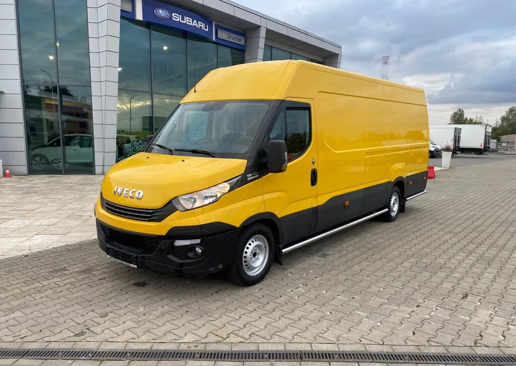 Iveco Daily 35S16 HI-Matic / 1 Owner / L4H2 / MAX / Webasto / Great C - Товарен бус: снимка 2 Iveco Daily 35S16 HI-Matic / 1 Owner / L4H2 / MAX / Webasto / Great C - Товарен бус: снимка 2