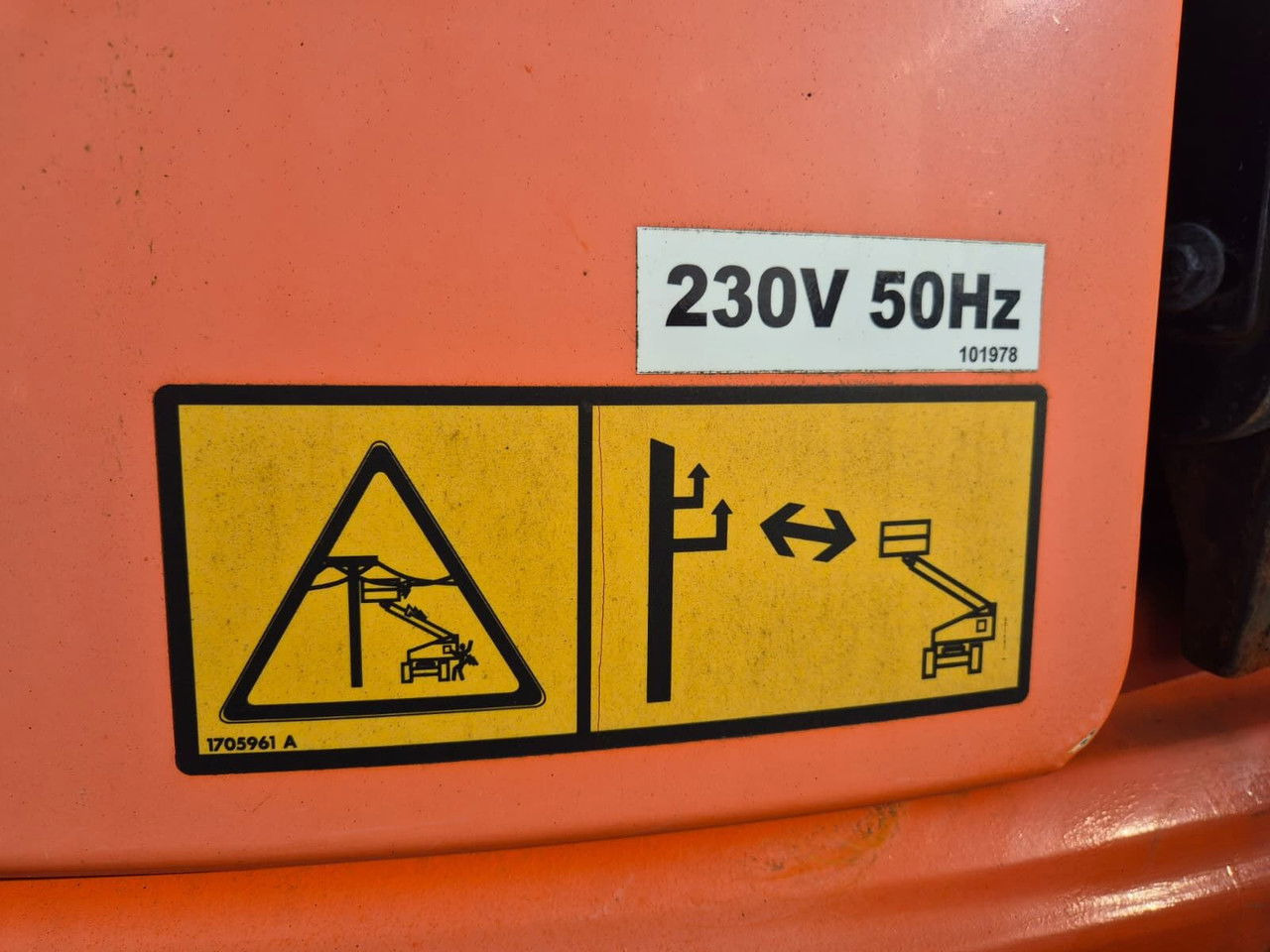 Лизинг на JLG 460SJ 4X4 / 1 Owner / Works Great JLG 460SJ 4X4 / 1 Owner / Works Great: снимка 17 Лизинг на JLG 460SJ 4X4 / 1 Owner / Works Great JLG 460SJ 4X4 / 1 Owner / Works Great: снимка 17