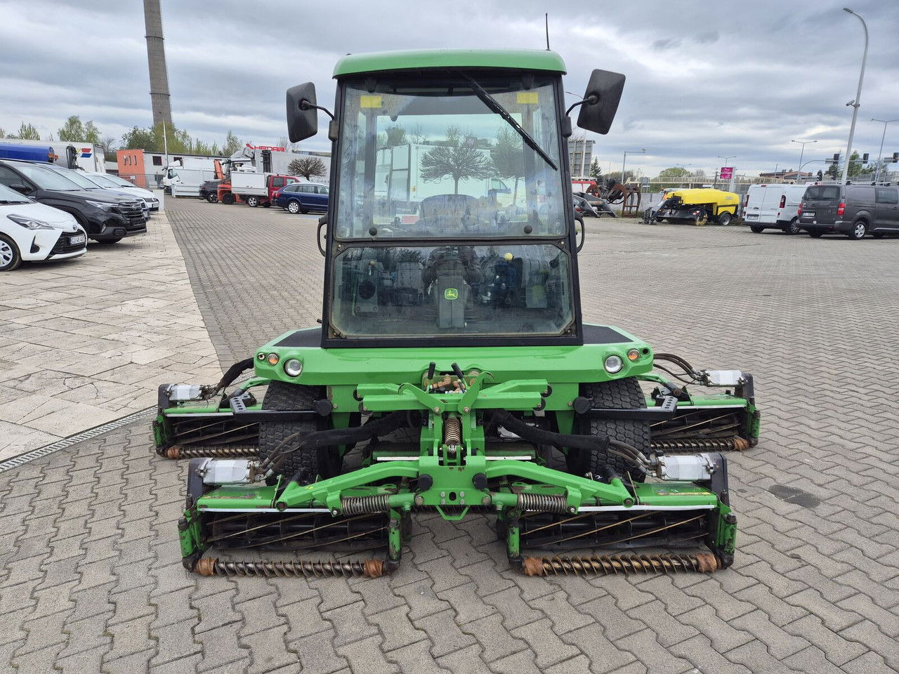 JOHN DEERE 1905 4WD / 2010 / Serviced / Cabin - Косачка за трева: снимка 3 JOHN DEERE 1905 4WD / 2010 / Serviced / Cabin - Косачка за трева: снимка 3