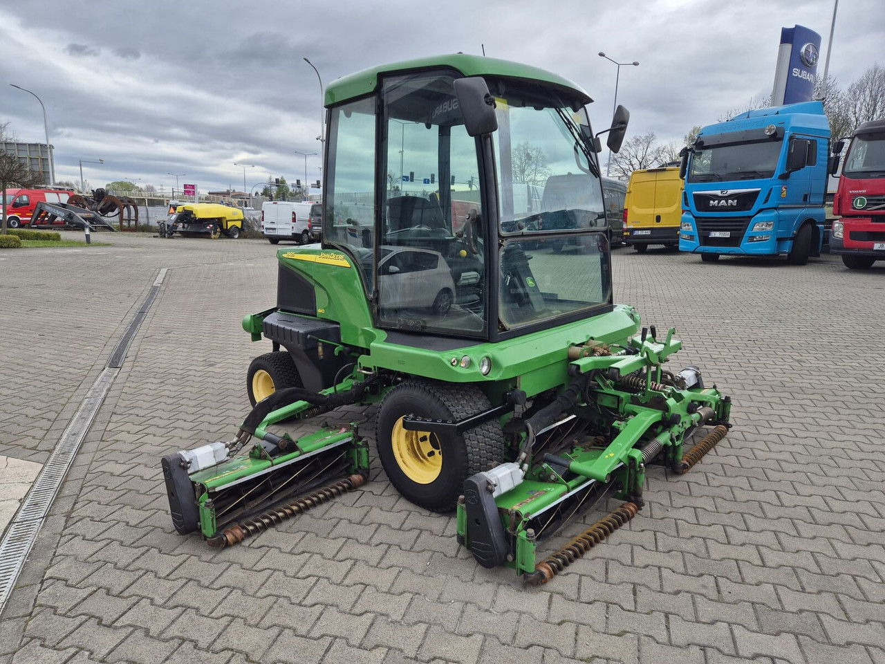 John Deere 1905 4WD / 2010 / Serviced / Cabin - Косачка за трева: снимка 4 John Deere 1905 4WD / 2010 / Serviced / Cabin - Косачка за трева: снимка 4
