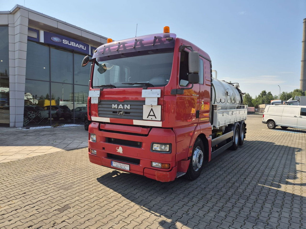 MAN TGA 26.400 ADR / Jurop / 6X4 / capt12m3+1m3 / Technical warra - Каналопочистваща машина: снимка 2 MAN TGA 26.400 ADR / Jurop / 6X4 / capt12m3+1m3 / Technical warra - Каналопочистваща машина: снимка 2