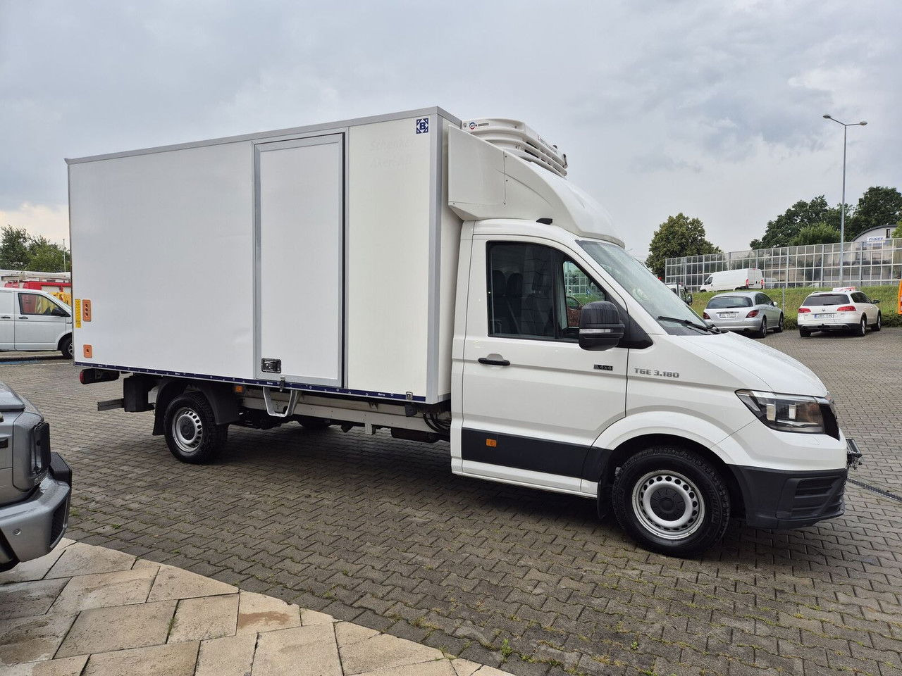 MAN TGE 3.180 DSG 4Motion / 4X4 / Mitsubishi / 1 Owner - Хладилен бус: снимка 5 MAN TGE 3.180 DSG 4Motion / 4X4 / Mitsubishi / 1 Owner - Хладилен бус: снимка 5