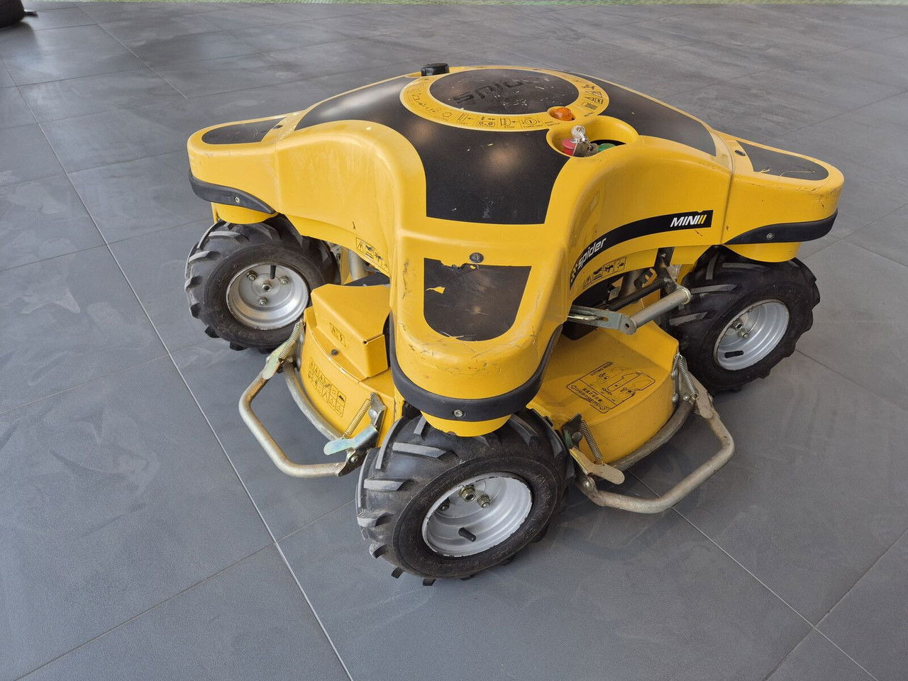 MINI Mini Spider II / 4X4 / NEW Service / Works Great - Косачка за трева: снимка 5 MINI Mini Spider II / 4X4 / NEW Service / Works Great - Косачка за трева: снимка 5