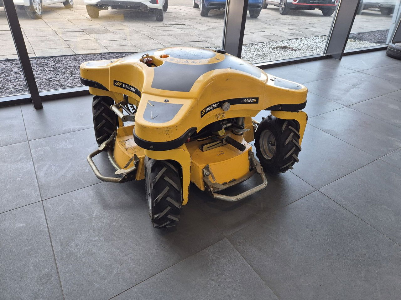 MINI Mini Spider II / 4X4 / NEW Service / Works Great - Косачка за трева: снимка 4 MINI Mini Spider II / 4X4 / NEW Service / Works Great - Косачка за трева: снимка 4
