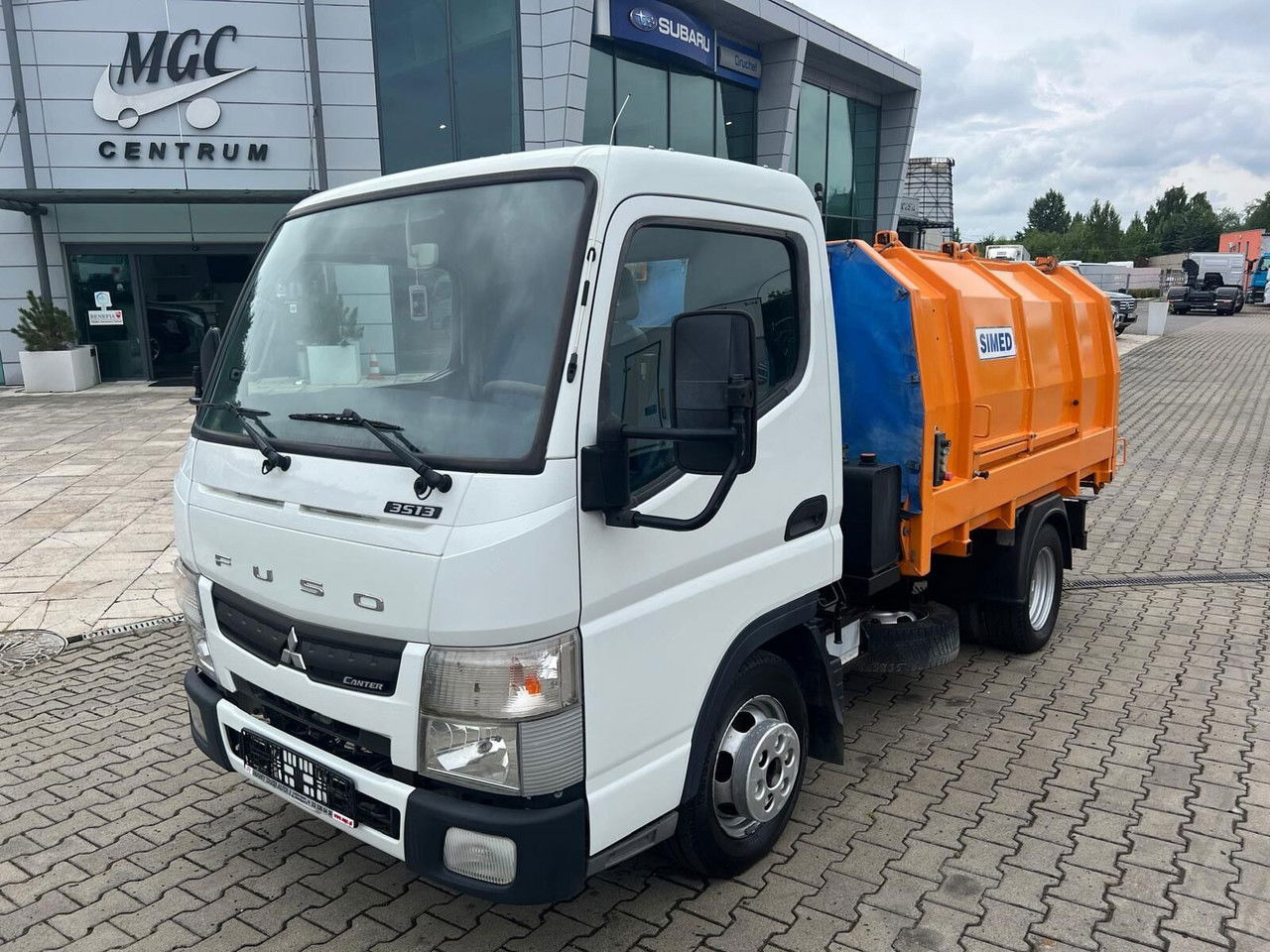 Mitsubishi Canter Fuso 3S13 AMT / Presscontainer / LOW KM / Super Condition - Боклукчийска кола: снимка 1 Mitsubishi Canter Fuso 3S13 AMT / Presscontainer / LOW KM / Super Condition - Боклукчийска кола: снимка 1