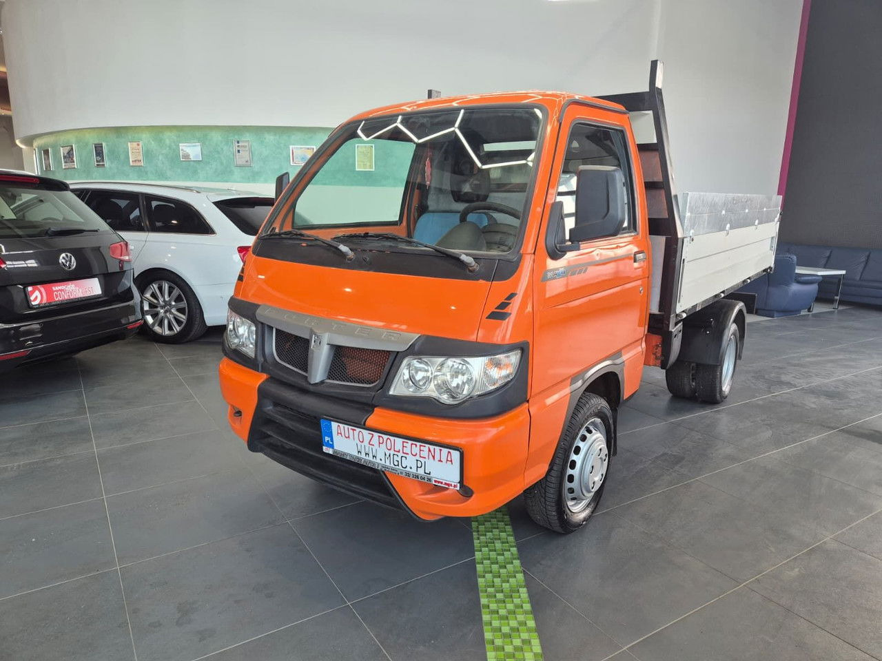 PIAGGIO Porter Maxxi eXtra / Kipper / 1 Owner / LOW KM - Бус самосвал: снимка 2 PIAGGIO Porter Maxxi eXtra / Kipper / 1 Owner / LOW KM - Бус самосвал: снимка 2