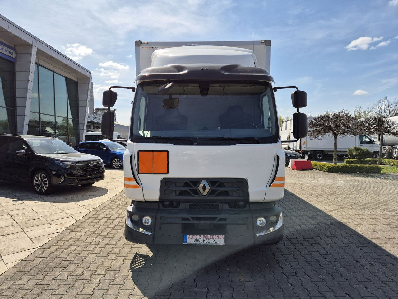 Renault D Gama 12.220 / LOW KM / Euro6 - Камион фургон: снимка 2 Renault D Gama 12.220 / LOW KM / Euro6 - Камион фургон: снимка 2
