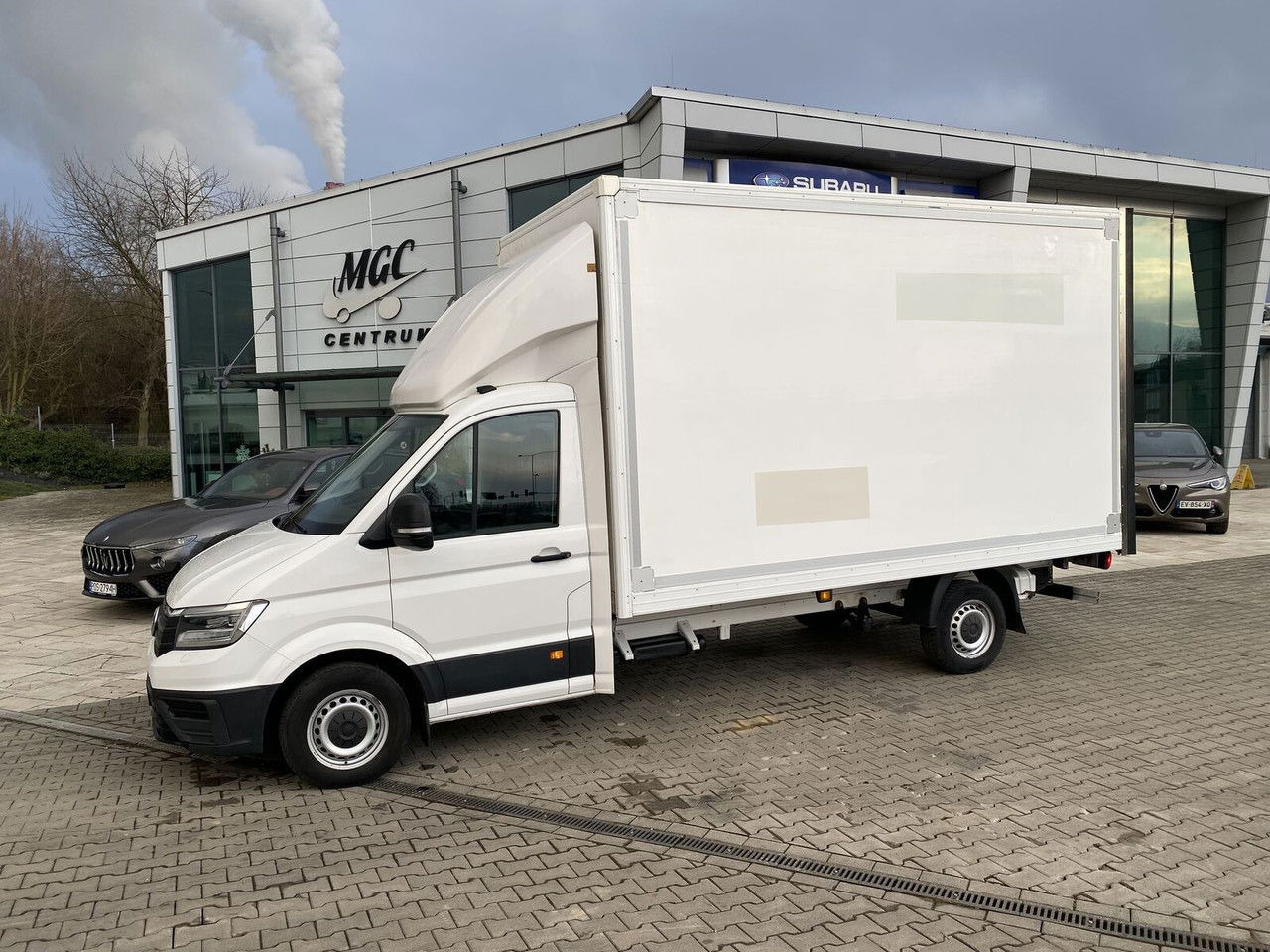 Volkswagen Crafter 2.0 TDI 177HP / High Container / Lift 750KG / Super Cond - Лекотоварен автомобил фургон: снимка 2 Volkswagen Crafter 2.0 TDI 177HP / High Container / Lift 750KG / Super Cond - Лекотоварен автомобил фургон: снимка 2