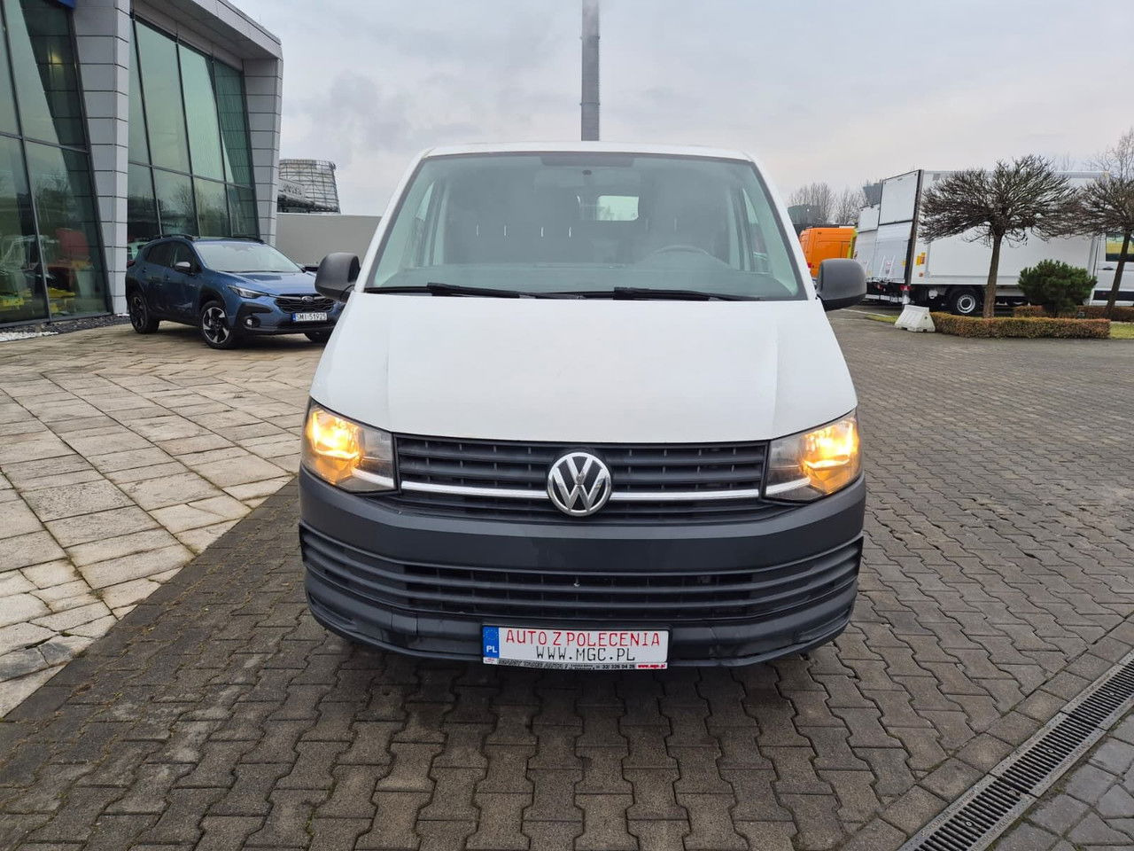 Volkswagen Transporter T6 2.0 TDi DSG / 1 Owner / Long / Serviced - Малък ван: снимка 3 Volkswagen Transporter T6 2.0 TDi DSG / 1 Owner / Long / Serviced - Малък ван: снимка 3
