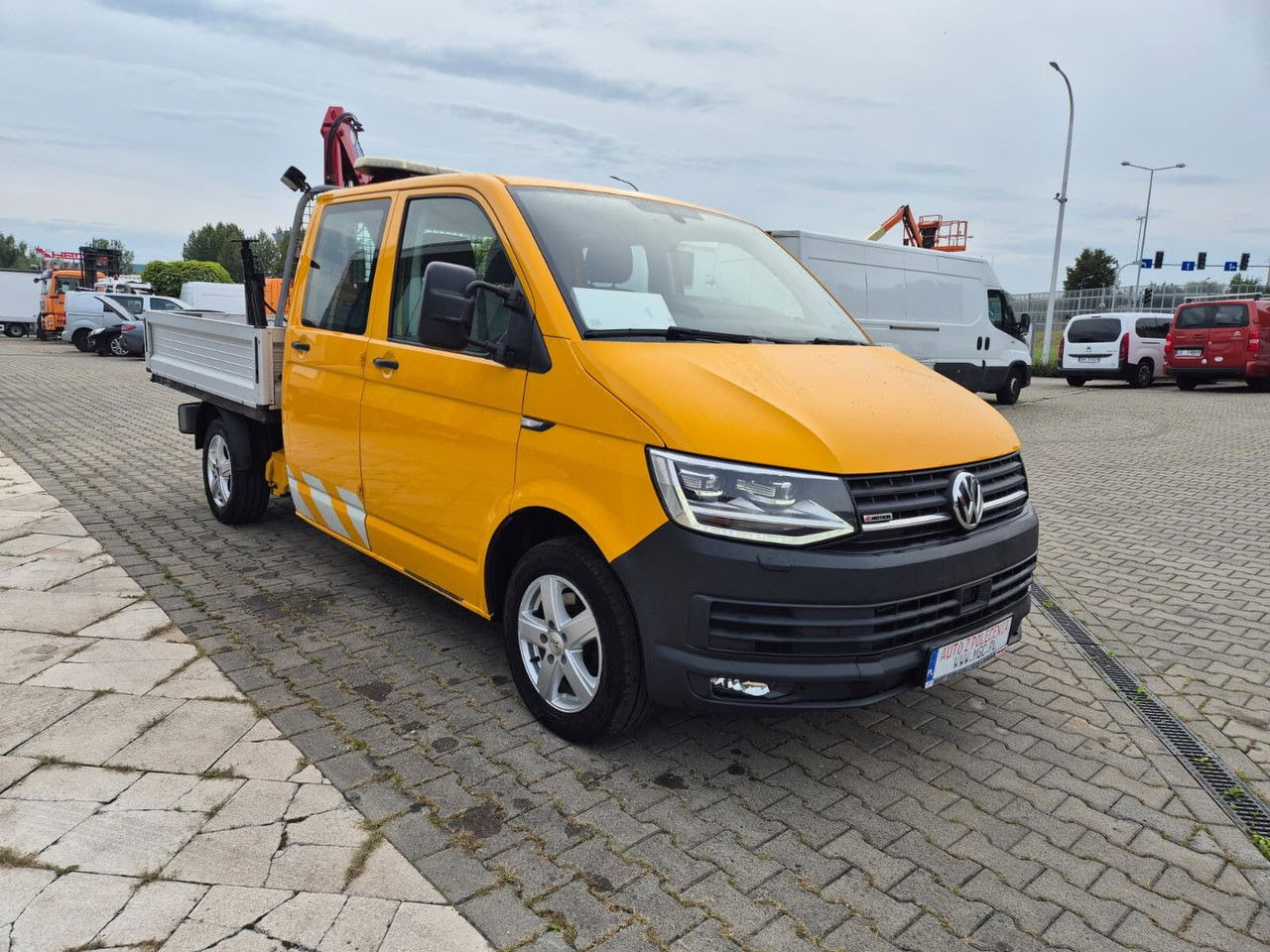 Volkswagen Transporter T6 / 4X4 / Long / Doka / NEW Service - Бордови бус: снимка 4 Volkswagen Transporter T6 / 4X4 / Long / Doka / NEW Service - Бордови бус: снимка 4