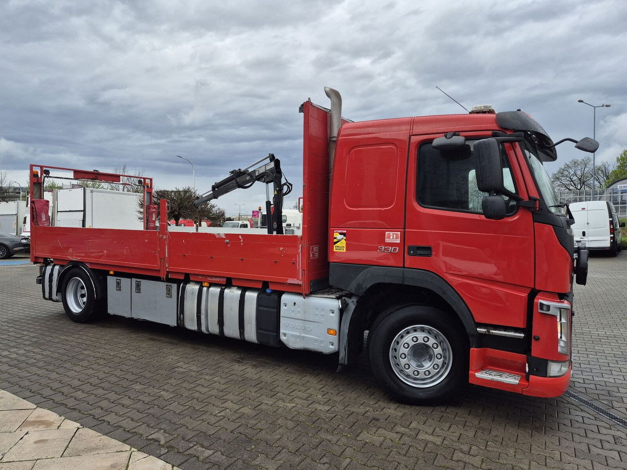 Volvo FM 330 Webasto / HDS Hiab / 1 Owner - Бордови камион, Камион с кран: снимка 5 Volvo FM 330 Webasto / HDS Hiab / 1 Owner - Бордови камион, Камион с кран: снимка 5