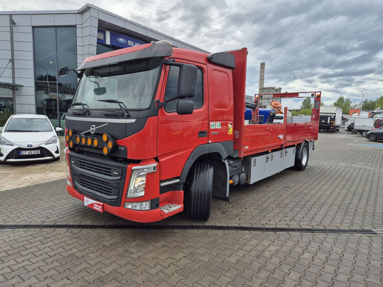 Volvo FM 330 Webasto / HDS Hiab / 1 Owner - Бордови камион, Камион с кран: снимка 1 Volvo FM 330 Webasto / HDS Hiab / 1 Owner - Бордови камион, Камион с кран: снимка 1