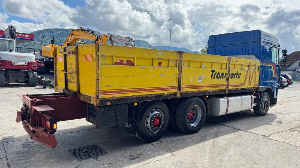 DAF XF 95.380 6X2 stake body - air condition - Бордови камион: снимка 5 DAF XF 95.380 6X2 stake body - air condition - Бордови камион: снимка 5