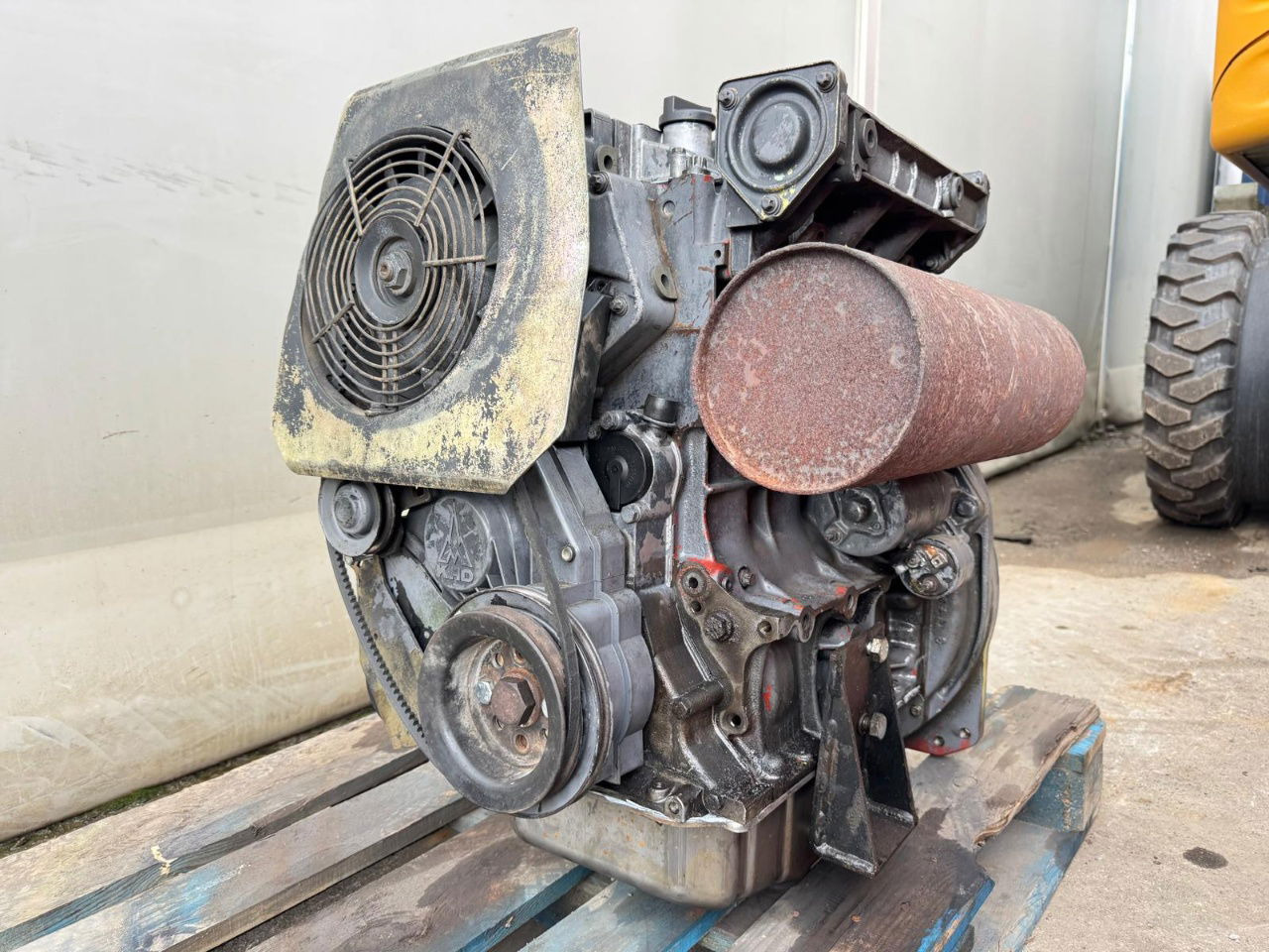 Deutz Engine F3L 1011 F - 2006 Year - Damaged - Двигател за Строителна техника: снимка 2 Deutz Engine F3L 1011 F - 2006 Year - Damaged - Двигател за Строителна техника: снимка 2