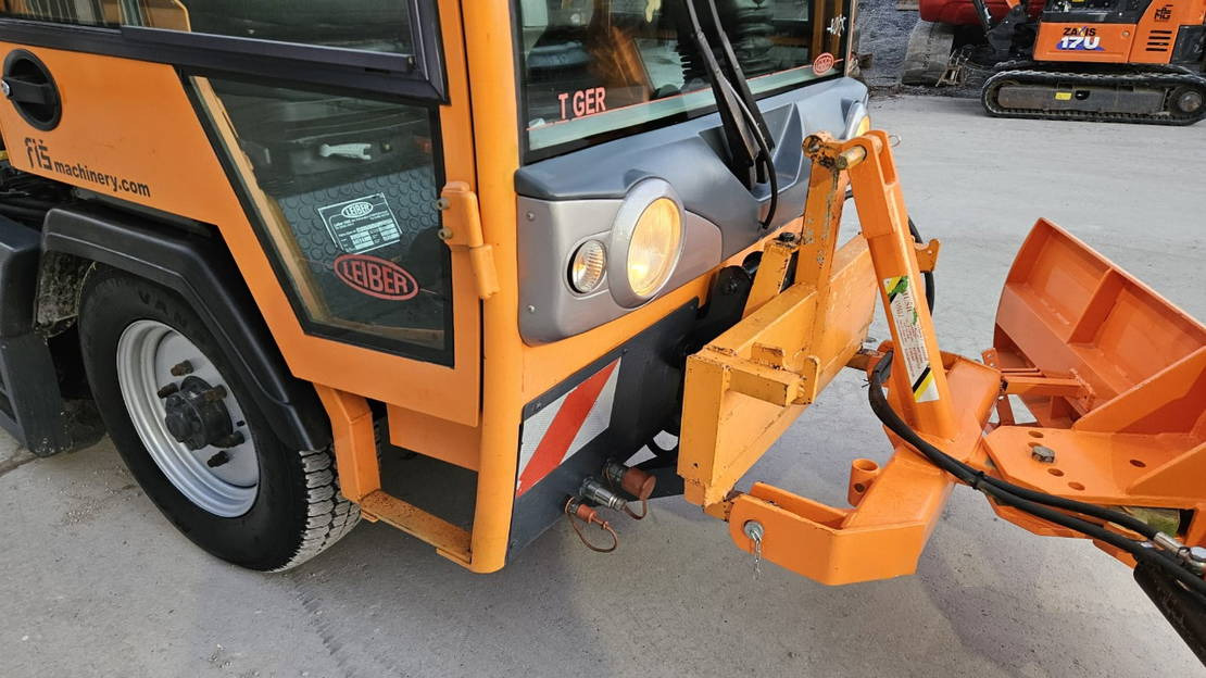 Diversen Tiger 4x4 tipper + snow plate - Самосвал камион: снимка 4 Diversen Tiger 4x4 tipper + snow plate - Самосвал камион: снимка 4