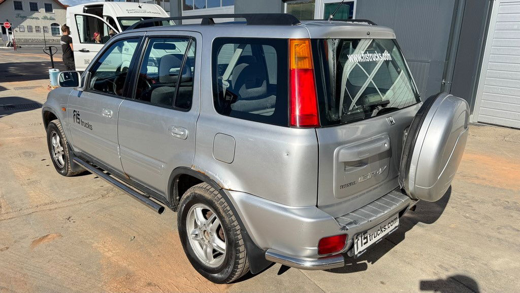 Honda CRV 2.0 - Petrol - AIR Condition - 5 Doors - Джип: снимка 5 Honda CRV 2.0 - Petrol - AIR Condition - 5 Doors - Джип: снимка 5