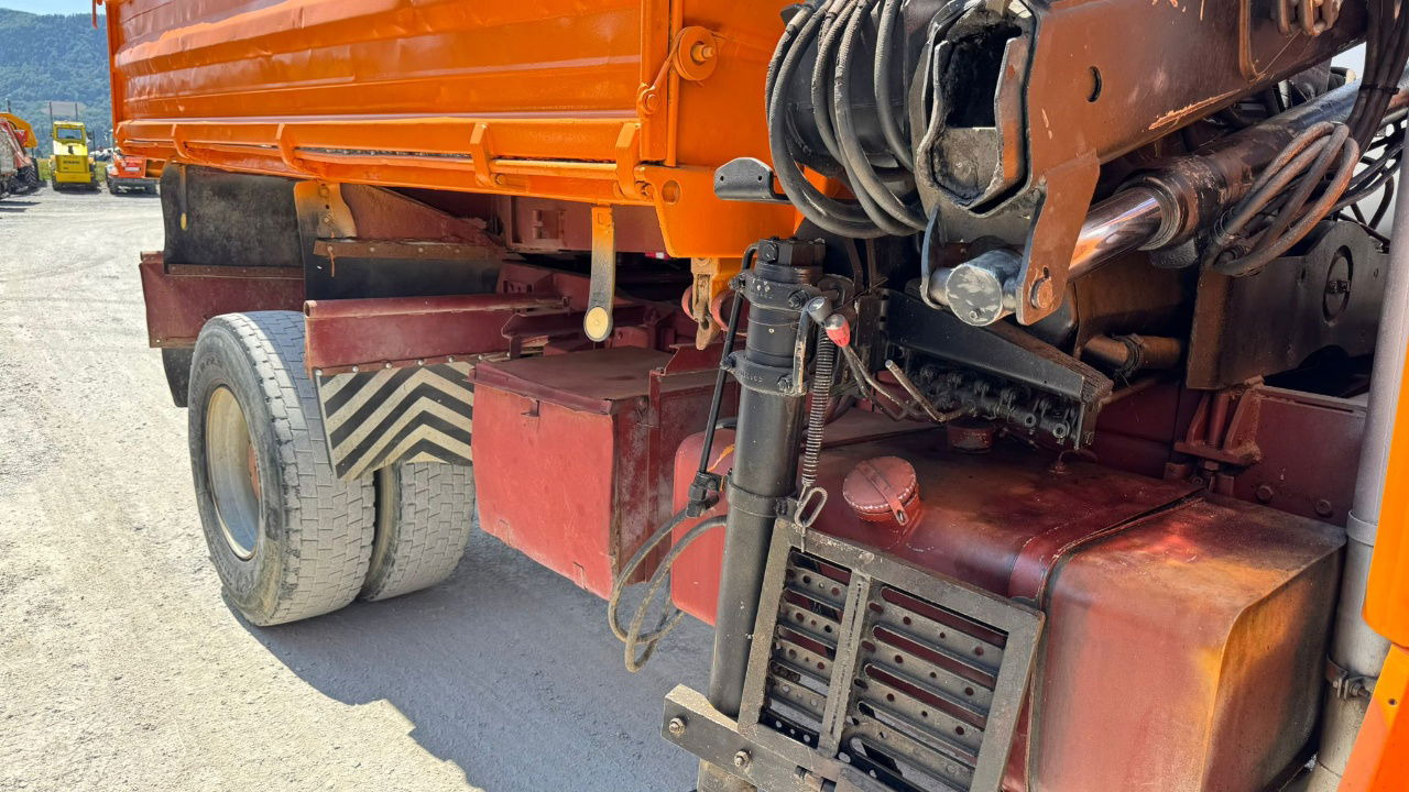 Iveco 160-23 4x4 tipper - crane 9m - Самосвал камион: снимка 3 Iveco 160-23 4x4 tipper - crane 9m - Самосвал камион: снимка 3