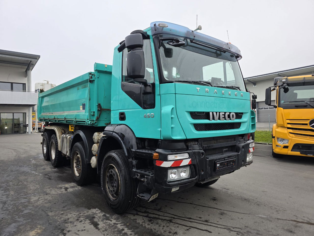 Iveco Trakker AD340T45 8x4 bordmatic tipper - retarder - Самосвал камион: снимка 3 Iveco Trakker AD340T45 8x4 bordmatic tipper - retarder - Самосвал камион: снимка 3