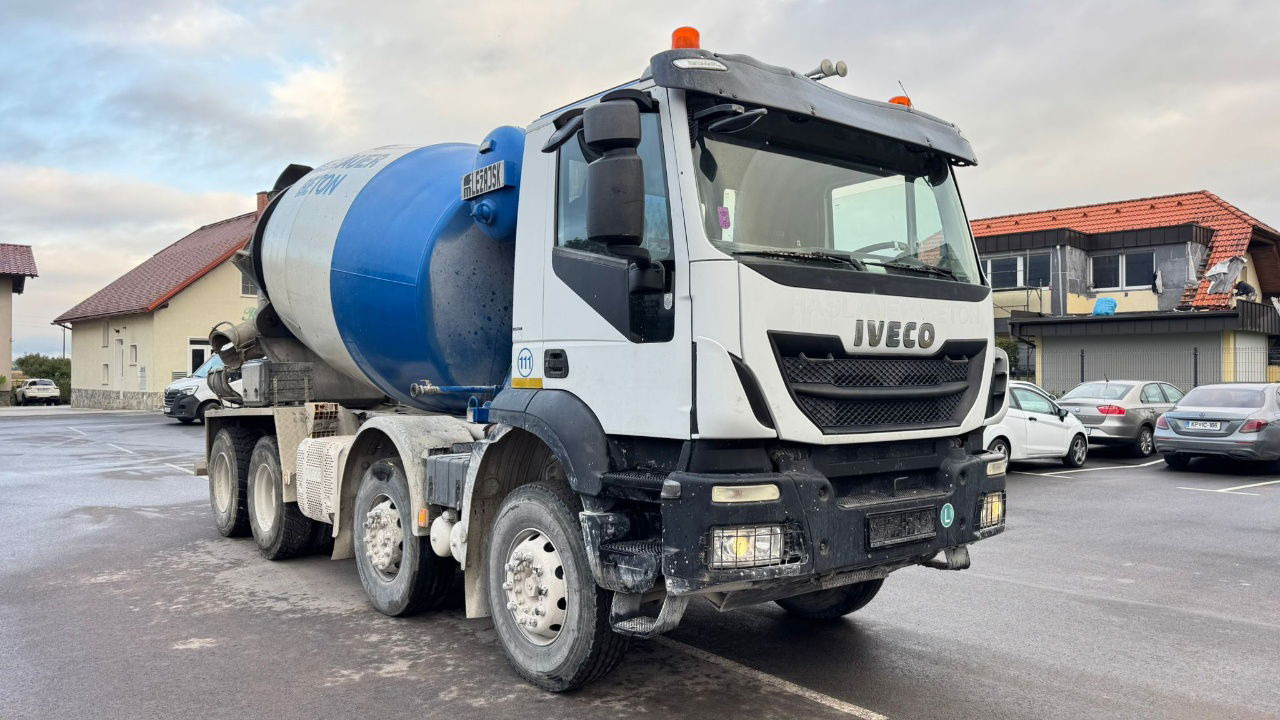 Iveco Trakker AD340TB45 8x4 mixer 10m3 - Бетоновоз: снимка 3 Iveco Trakker AD340TB45 8x4 mixer 10m3 - Бетоновоз: снимка 3