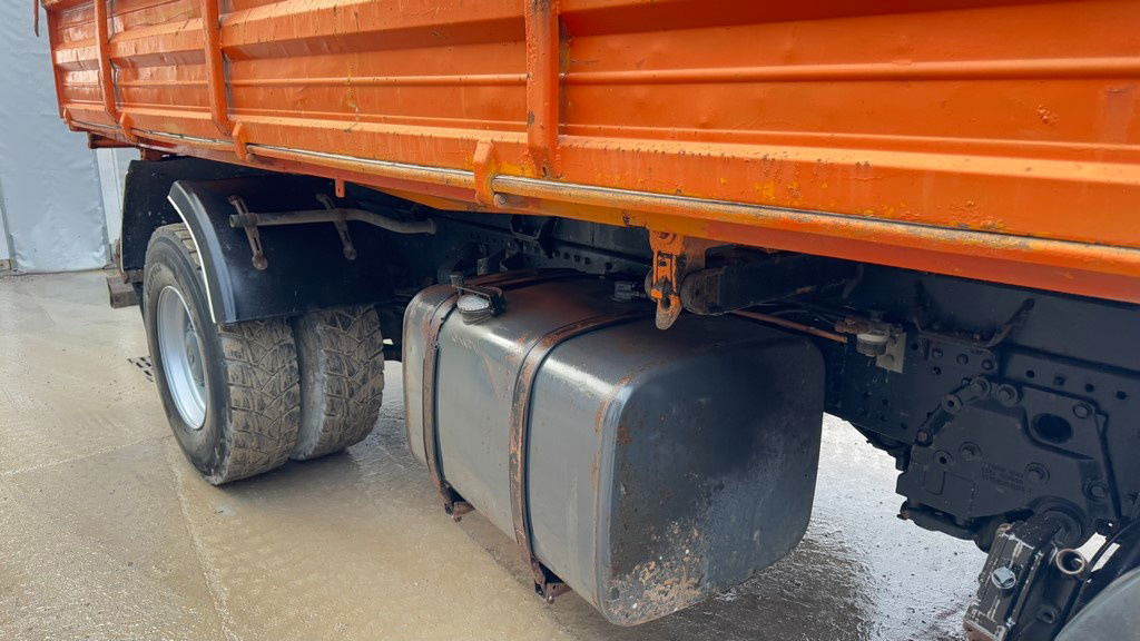 MAN 19.463 4x2 tipper - spring - Самосвал камион: снимка 4 MAN 19.463 4x2 tipper - spring - Самосвал камион: снимка 4